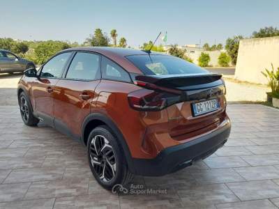 Citroen C4 BlueHDi 130 S&S EAT8 Shine Arancione usata Caprarica di Lecce