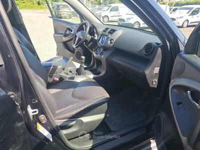 Toyota RAV4 null usata Santa Giuletta