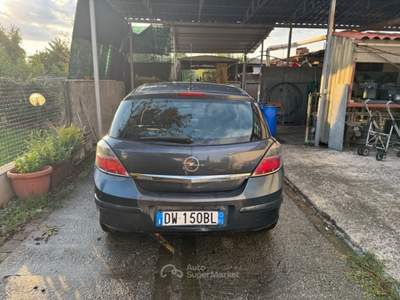 Opel Astra . Blu/Azzurro usata Foligno