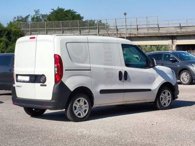Fiat Doblò 1.6 MJT 105CV Bianco usata San Salvatore Telesino