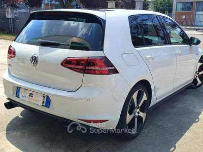 Volkswagen Golf Performance 2.0 TSI 5p. BlueMotion Technology Bianco usata Asti