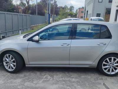 Volkswagen Golf 1.6 TDI 110 CV 5p. 4MOTION Highline BlueMotion Tec Grigio usata Asti