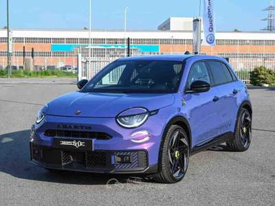 Abarth 600e Scorpionissima Lilla usata Pianezza