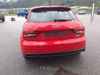 Audi A1 A1 SPB 1.0 TFSI S-LINE Rosso usata Scurelle