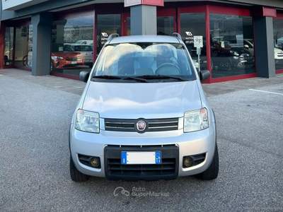 Fiat Panda Panda 1.2 4x4 Climbing Grigio usata Scurelle