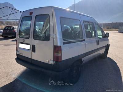 Fiat Scudo Scudo 2.0 JTD 110CV COMFORT 8 POSTI Grigio usata Scurelle