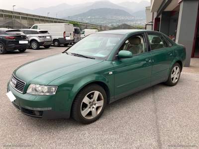 Audi A4 A4 2.0 20V Verde usata Scurelle