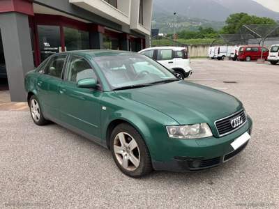 Audi A4 A4 2.0 20V Verde usata Scurelle