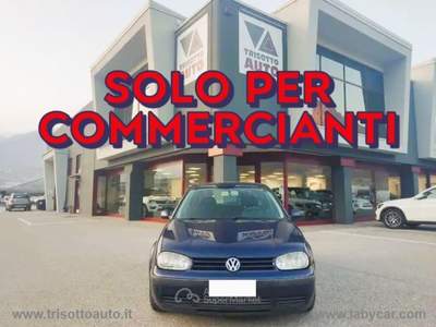 Volkswagen Golf Golf 1.9 TDI 101CV 5p. Comfortline Blu/Azzurro usata Scurelle