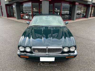 Jaguar XJ Sovereign 4.0 automatic Verde usata Scurelle