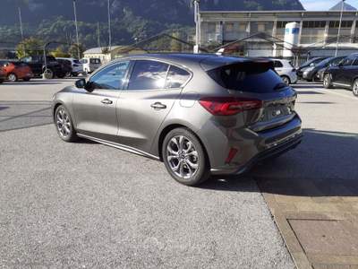 Ford Focus Focus 1.5 EcoBlue 115 aut.5p.POWERSHIFT ST-Line Grigio usata Scurelle