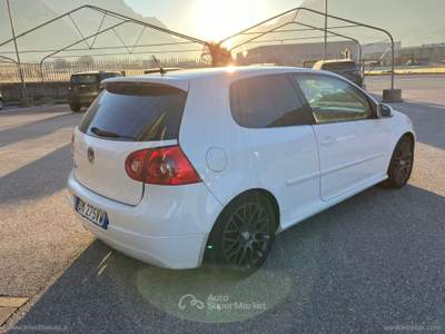 Volkswagen Golf Golf 2.0 16V TFSI 3p. GTI Bianco usata Scurelle