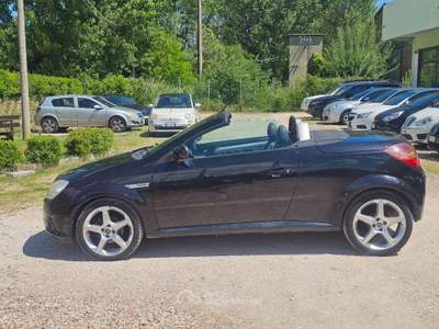 Opel Tigra TwinTop 1.4 16V Sport usata Pesaro