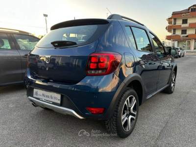 Dacia Sandero 0.9 tce Comfort s&s 90cv my19 Blu/Azzurro usata Villaricca