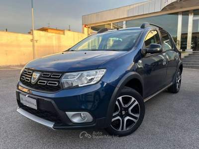 Dacia Sandero 0.9 tce Comfort s&s 90cv my19 Blu/Azzurro usata Villaricca