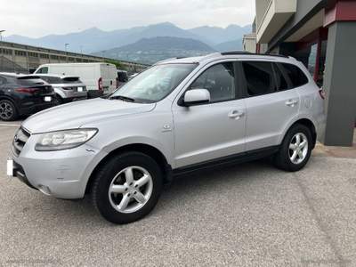 Hyundai Santa Fe Santa Fe 2.2 CRDi 155CV 4WD CON GANCIO TRAINO Grigio usata Scurelle