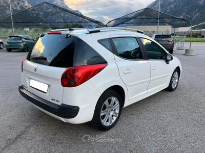 Peugeot 207 207 1.6 HDi 90 CV SW Bianco usata Scurelle