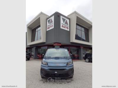 Fiat Doblò Doblo 1.5 BlueHdi 100CV 5 POSTI Blu/Azzurro usata Scurelle