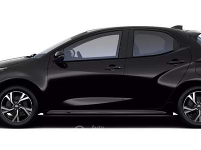 Toyota Yaris 1.5 Hybrid 5 porte Trend + Winter Pack Nero usata Melegnano