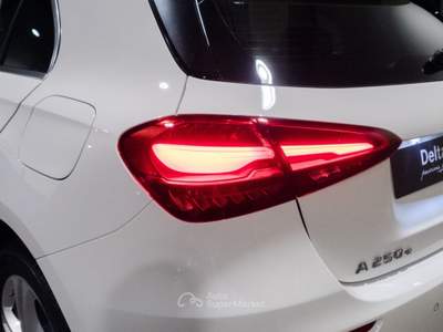 Mercedes-Benz Classe A A 250 e plug-in hybrid automatic Bianco usata Montecosaro