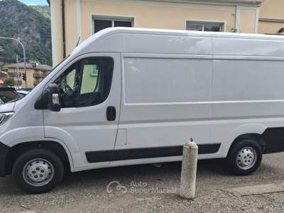 Citroen Jumper 33 BlueHDi 140 S&S PM-TM Furgone Bianco usata Varallo