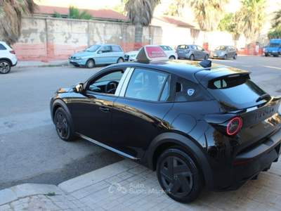 Lancia Ypsilon Hybrid e-DCT-KM 0 Nero usata Trapani