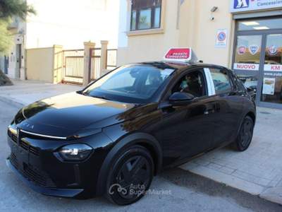 Lancia Ypsilon Hybrid e-DCT-KM 0 Nero usata Trapani