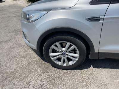 Ford Kuga 1.5 TDCI 120 CV S&S 2WD P. Titanium Grigio usata Lucugnano