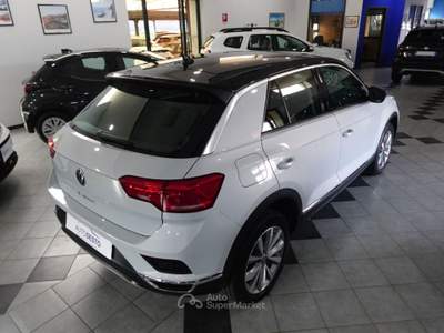Volkswagen T-Roc 1.0 TSI 110 CV STYLE usata Carlentini