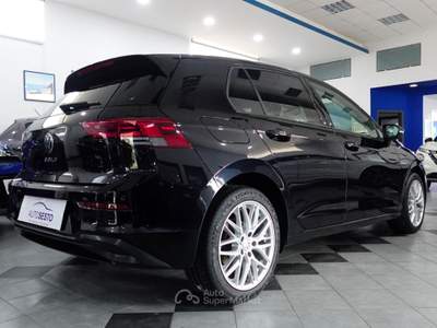Volkswagen Golf 2.0 TDI 115 CV LIFE Nero usata Carlentini