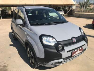 Fiat Panda 1.0 FireFly S&S Hybrid City Cross Grigio usata Comiso