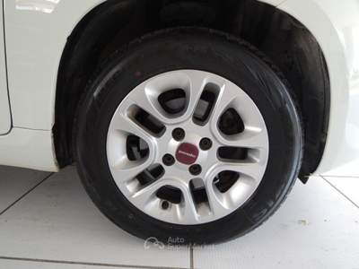 Fiat Panda 1.3 MJT 95 CV S&S Lounge Bianco usata Venezia