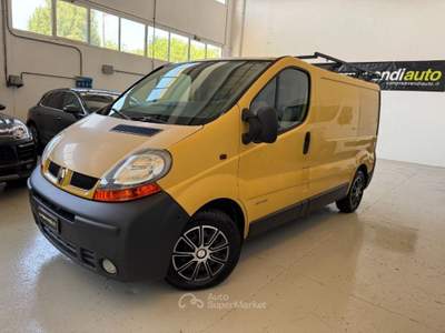 Renault Trafic T29 1.9 dCi/100CV PC-TN Furg. Giallo usata Bergamo