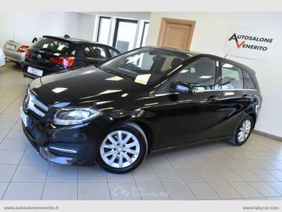 Mercedes-Benz Classe B B 180 d Automatic Premium Nero usata San Michele Salentino