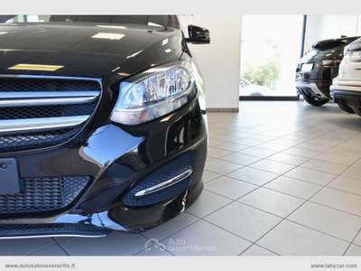 Mercedes-Benz Classe B B 180 d Automatic Premium Nero usata San Michele Salentino