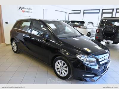 Mercedes-Benz Classe B B 180 d Automatic Premium Nero usata San Michele Salentino