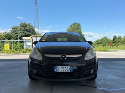 Opel Corsa 2007 Nero usata Udine