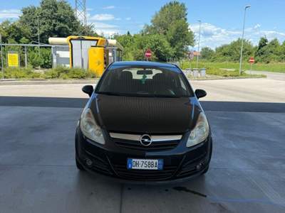 Opel Corsa 2007 Nero usata Udine
