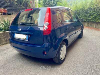 Ford Fiesta FORD FIESTA  1.2 BENZINA   Nero usata Genova