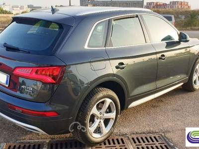 Audi Q5  2.0 TDI 190 CV cl.d. quattro S tr. Grigio usata Poggiardo