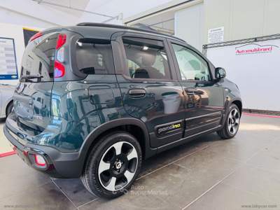 Fiat Panda FIAT PANDA 1.0 70CV HYBRID PANDINA MY25 Verde usata Venezia