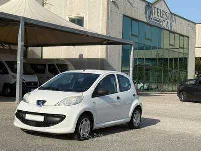 Peugeot 107 1.0 68CV Bianco usata San Salvatore Telesino