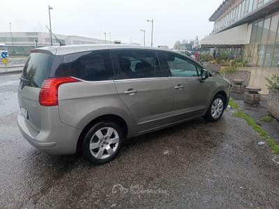 Peugeot 5008 7 POSTI!! usata Sassuolo