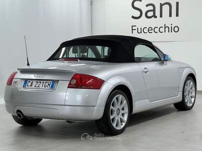 Audi TT TT Roadster 1.8t 150cv Grigio usata Fucecchio