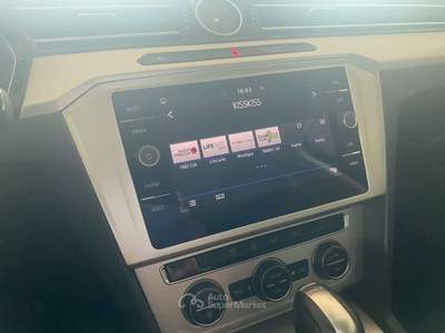 Volkswagen Passat 2.0 TDI DSG Business BlueMotion Tech Nero usata Briga Novarese