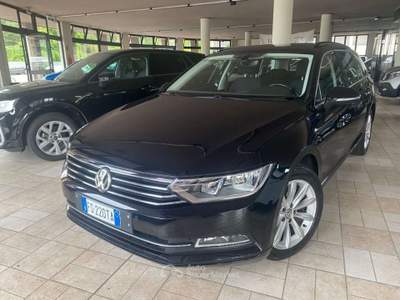 Volkswagen Passat 2.0 TDI DSG Business BlueMotion Tech Nero usata Briga Novarese