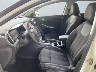 Opel Grandland  - grandland 1.2 hybrid gs s&s 136cv dct6 Bianco usata Segrate