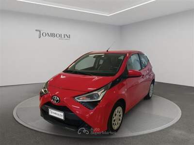Toyota Aygo 5 Porte 1.0 VVT-i 72cv x-cool Rosso usata Civitanova Marche