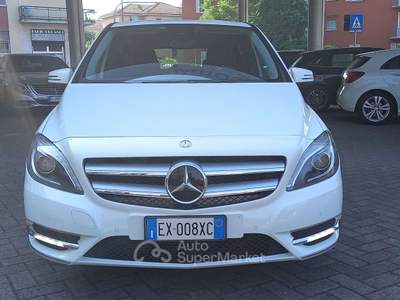 Mercedes-Benz Classe B d Sport plus full optional come nuova!!! GUARDA ! Bianco usata Pavia