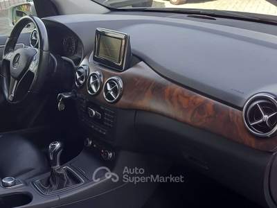 Mercedes-Benz Classe B d Sport plus full optional come nuova!!! GUARDA ! Bianco usata Pavia